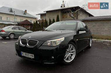 Седан BMW 5 Series 2004 в Львові