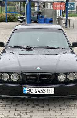 Седан BMW 5 Series 1992 в Мукачево