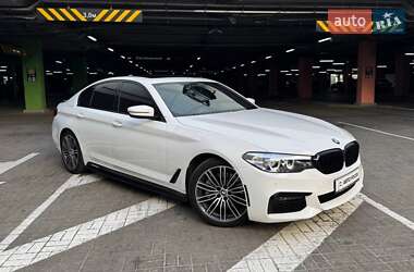 Седан BMW 5 Series 2019 в Киеве