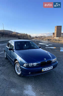 Седан BMW 5 Series 2001 в Жовкве