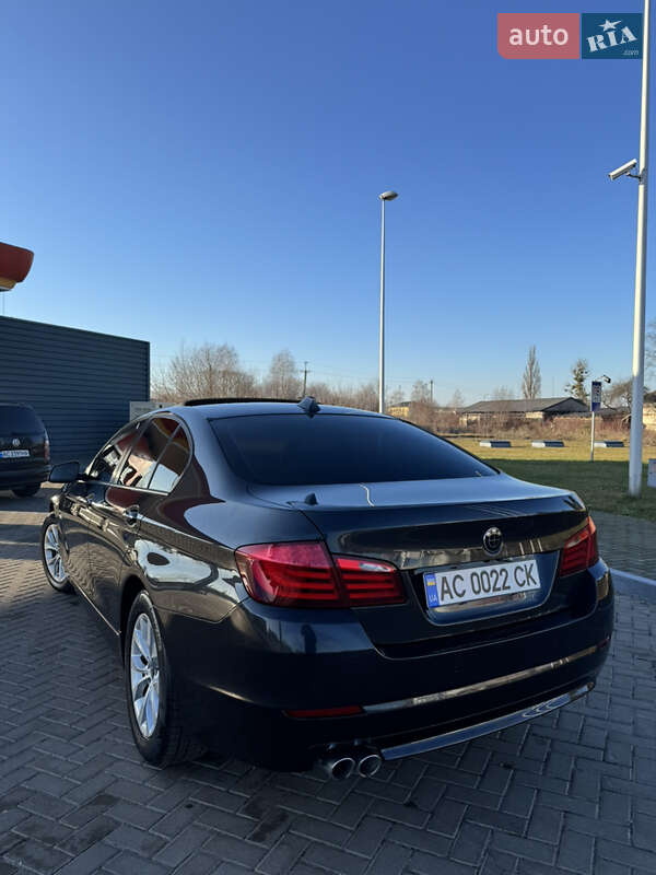 Седан BMW 5 Series 2012 в Любомлі