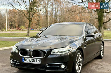 Седан BMW 5 Series 2014 в Ровно