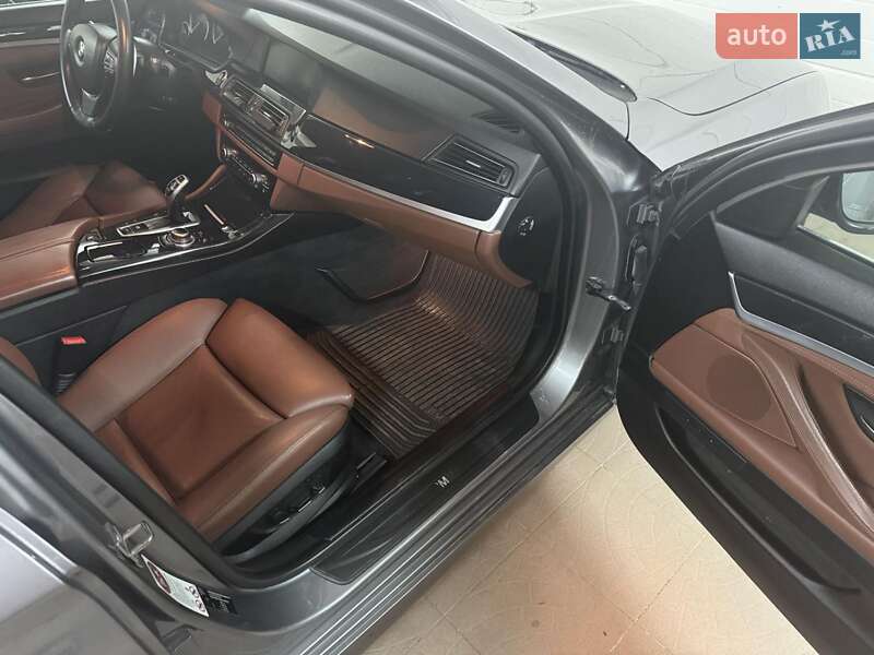 Універсал BMW 5 Series 2013 в Рівному фото 84 Універсал BMW 5 Series 2013 в Рівному