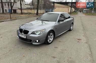 Седан BMW 5 Series 2004 в Днепре