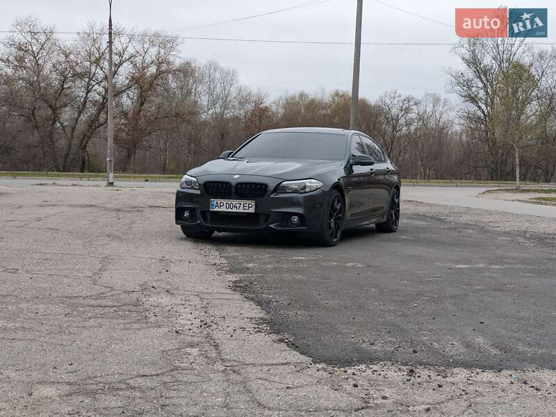 Седан BMW 5 Series 2013 в Запоріжжі