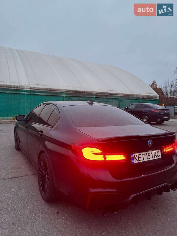 Седан BMW 5 Series 2017 в Дніпрі