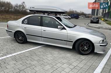 Седан BMW 5 Series 2001 в Львове