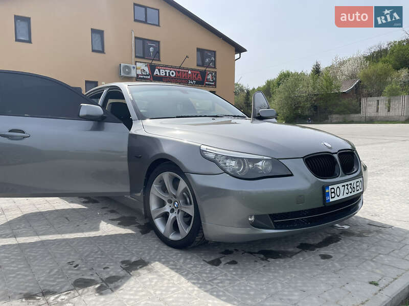 Седан BMW 5 Series 2008 в Чорткові