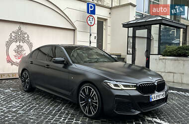 Седан BMW 5 Series 2018 в Киеве