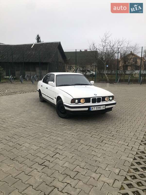 Седан BMW 5 Series 1989 в Ивано-Франковске