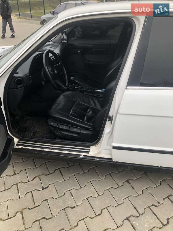 Седан BMW 5 Series 1989 в Ивано-Франковске