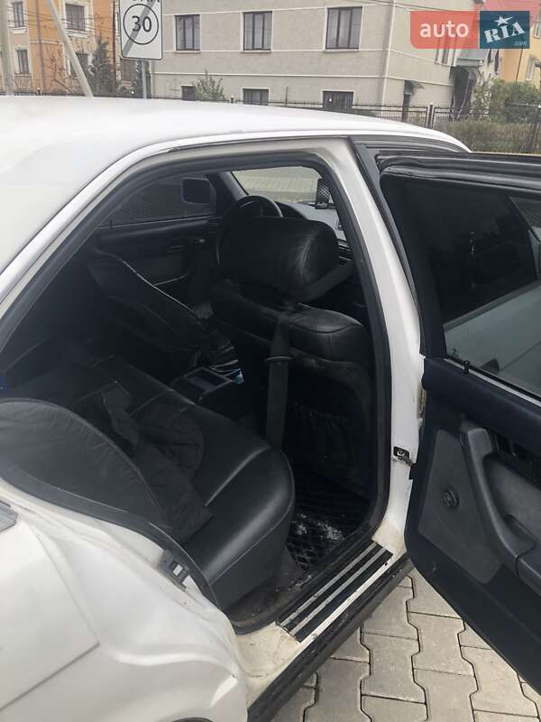 Седан BMW 5 Series 1989 в Ивано-Франковске