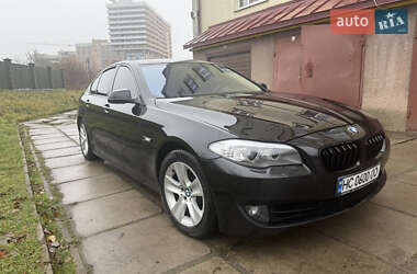 Седан BMW 5 Series 2012 в Львові