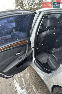 Седан BMW 5 Series 2007 в 