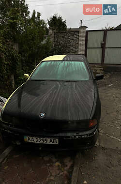 Седан BMW 5 Series 1997 в Киеве