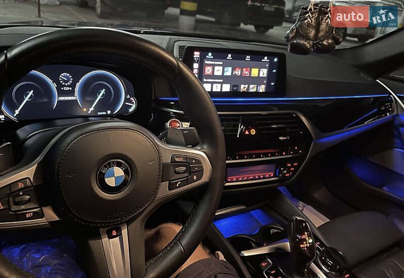 Седан BMW 5 Series 2017 в Киеве