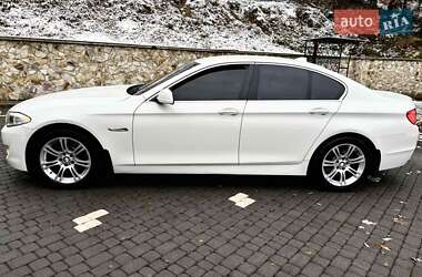 Седан BMW 5 Series 2012 в Тячеве