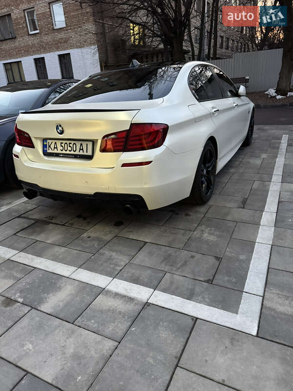 Седан BMW 5 Series 2012 в Києві