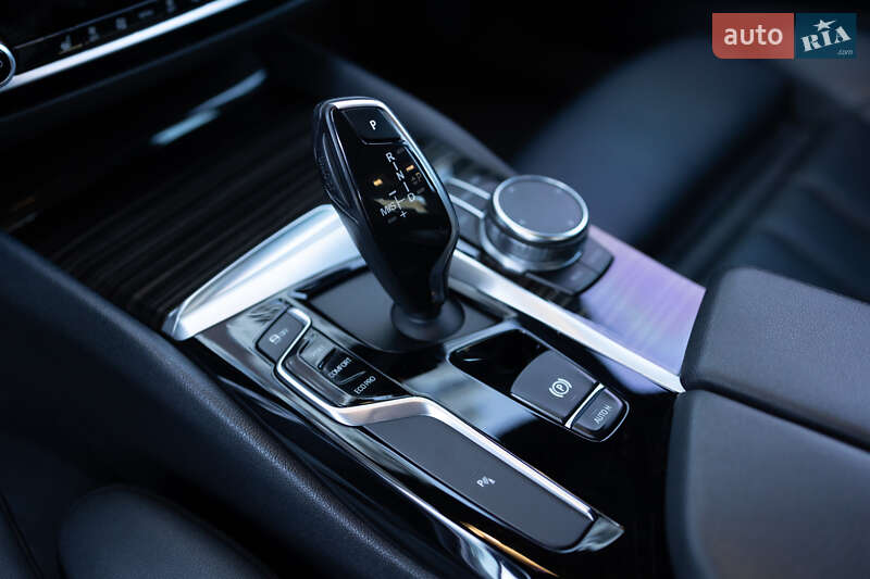 Седан BMW 5 Series 2017 в Тернополі