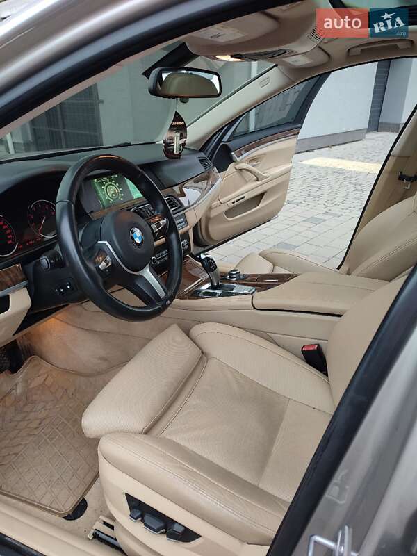 Седан BMW 5 Series 2012 в Івано-Франківську
