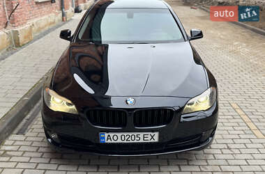 Седан BMW 5 Series 2011 в Львові