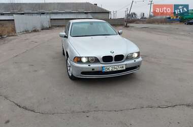 Седан BMW 5 Series 2000 в Рокитном