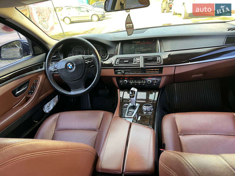 Седан BMW 5 Series 2013 в Черкасах