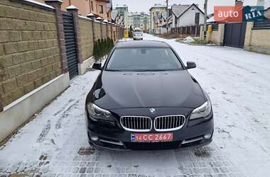 Седан BMW 5 Series 2015 в Львові