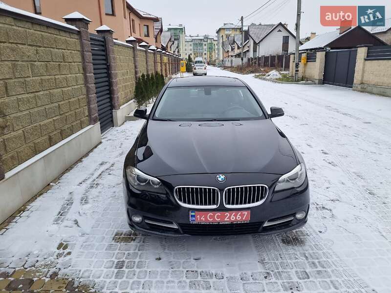 Седан BMW 5 Series 2015 в Львове