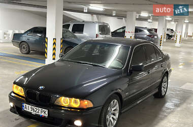 Седан BMW 5 Series 2002 в Рівному