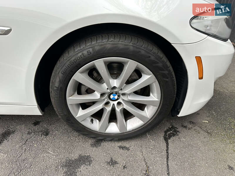 Седан BMW 5 Series 2012 в Киеве
