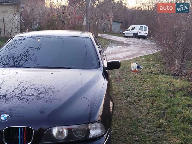Седан BMW 5 Series 1999 в Львові