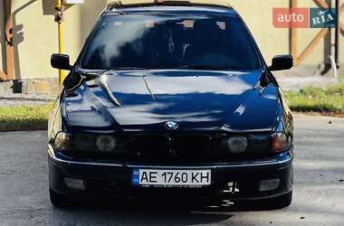 Седан BMW 5 Series 1999 в Дніпрі