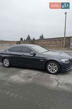 Седан BMW 5 Series 2013 в 