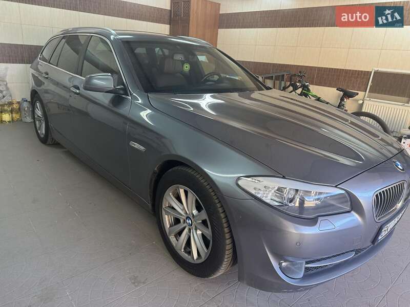 Універсал BMW 5 Series 2013 в Рівному фото 200 Універсал BMW 5 Series 2013 в Рівному
