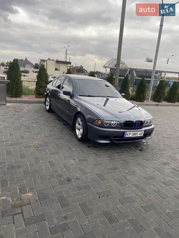 Седан BMW 5 Series 1999 в Запоріжжі