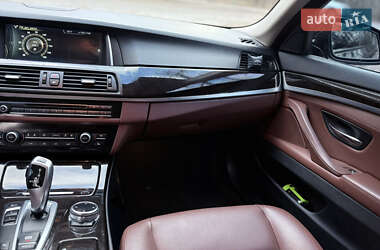 Седан BMW 5 Series 2014 в 