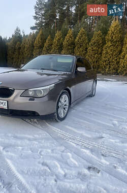 Седан BMW 5 Series 2005 в Львові