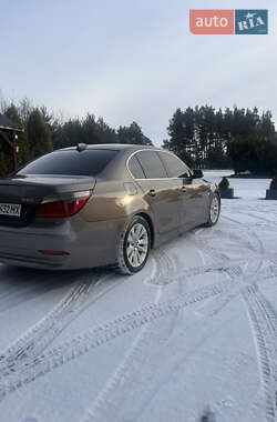 Седан BMW 5 Series 2005 в Львові