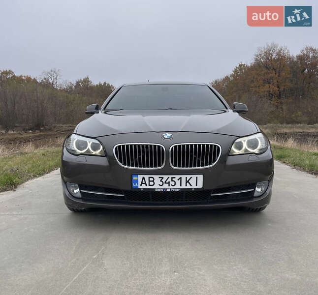 Седан BMW 5 Series 2010 в Монастирищеві