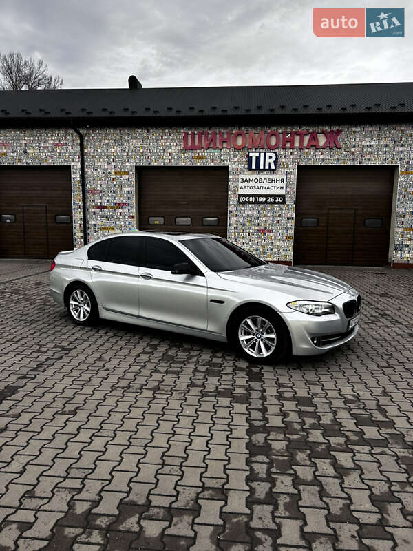 Седан BMW 5 Series 2012 в Коломые