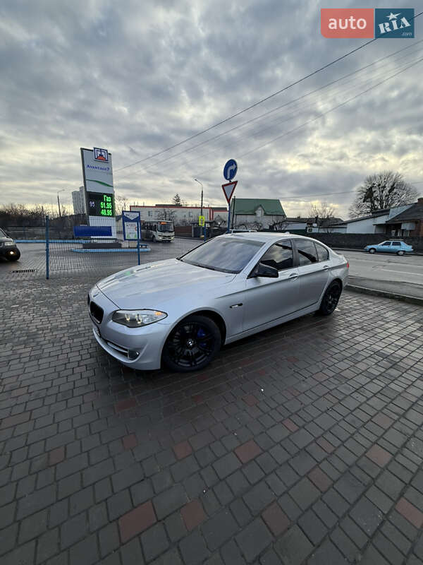 Седан BMW 5 Series 2011 в Хмельницком