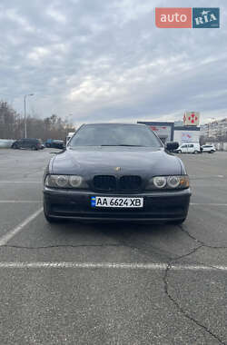 Седан BMW 5 Series 2002 в Києві