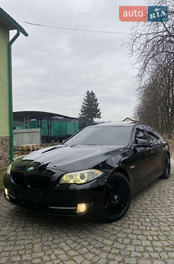 Седан BMW 5 Series 2013 в Тячеві