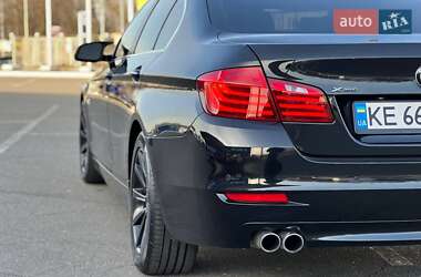 Седан BMW 5 Series 2015 в Ужгороде