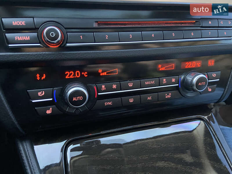 Седан BMW 5 Series 2015 в Кропивницькому