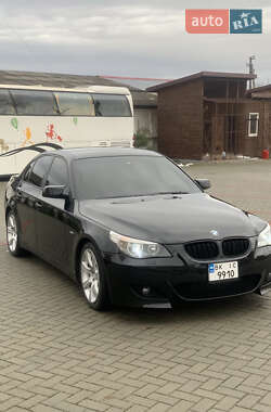 Седан BMW 5 Series 2005 в Золочеві