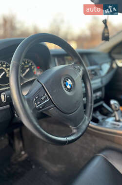 Седан BMW 5 Series 2014 в Остроге