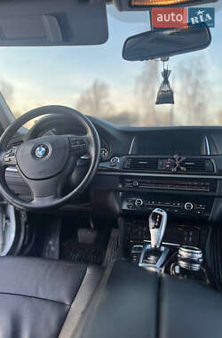 Седан BMW 5 Series 2014 в Остроге