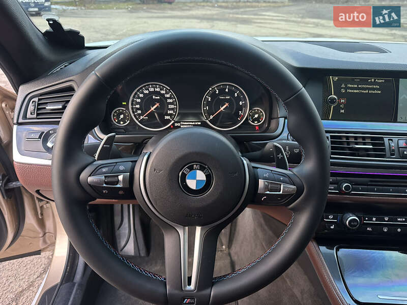 Седан BMW 5 Series 2012 в Черновцах